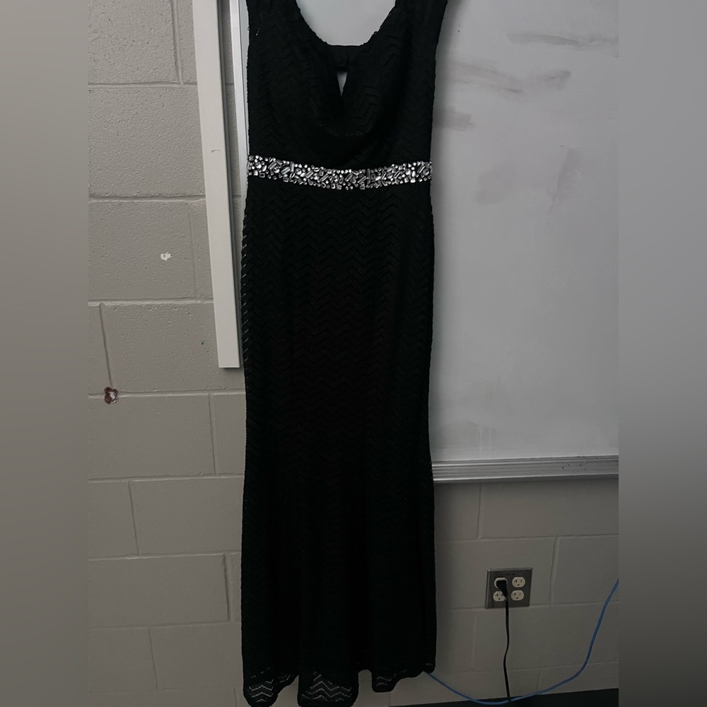 Formal Gown - Picture 2 of 2